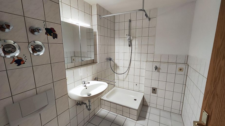 2-Zimmer EG-Wohnung - TOP-Rendite - provisionsfrei – Bad