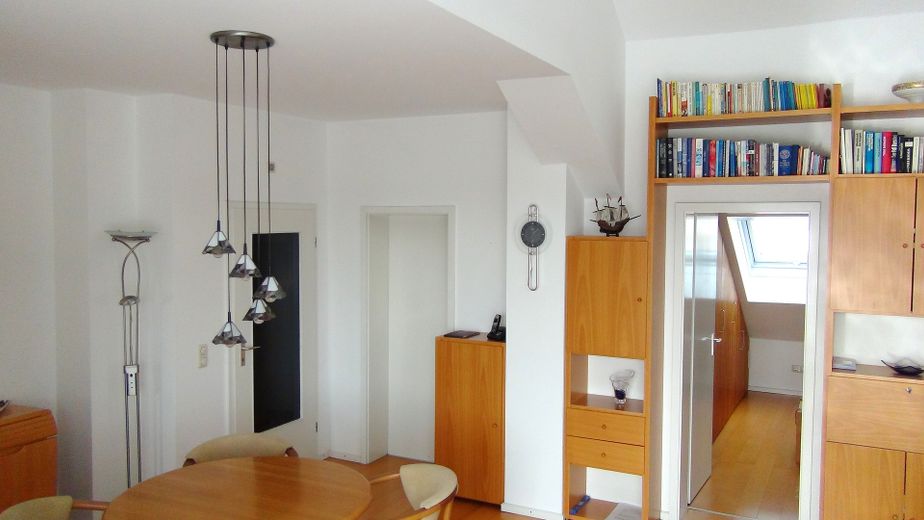 Lauschige 2-Zi.-Süd-DTW mit enormer Weite - zwischen Ortszentrum und altem Ortskern – Wohn-Esszimmer Nordwest