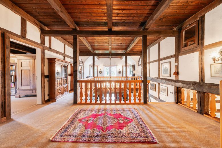 Exkl. Anwesen, Family-Office oder Pferdehof nur 64 km von Hamburg - max. bis 30 ha Eigenland möglich – Obergeschoss Haupthaus