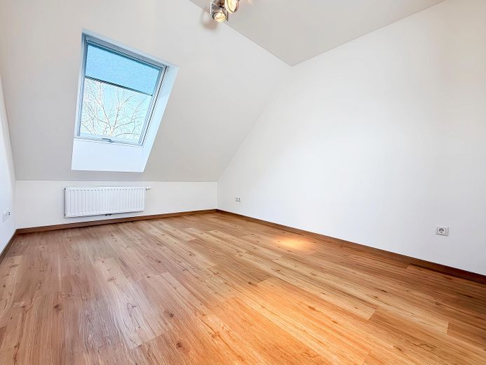 Neues Glück 🏡 Neues Zuhause – Schlafzimmer 2