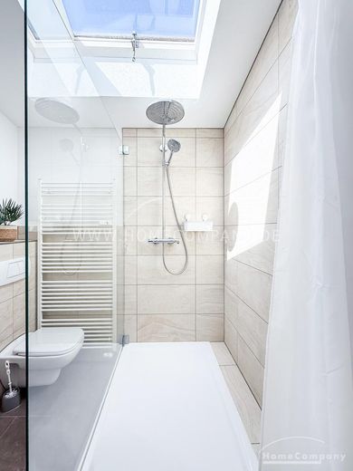 22801 HomeCompany Dresden Möbliert/Furnished 3-Zimmer Maisonette Wohnung in Dresden-Striesen mit Balkon max. 3 Personen – 27291cc891ea3dbaf68d6da5e01adf496833df2d.jpg