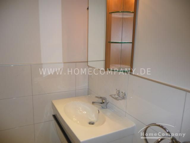 3 Zi. Whg, saniert, möbliert,  Großes Wohn/Esszimmer (60 qm),  2 Balkone PKW Stellplatz vorhanden. – 505239676f6bf04a4bb58a036f96f7a82dae3689.jpg