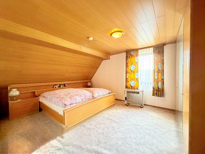 + محجوز + منزل سكني مع إمكانية توسعة، ومرآبين، والكثير من الإمكانات – Zimmer OG