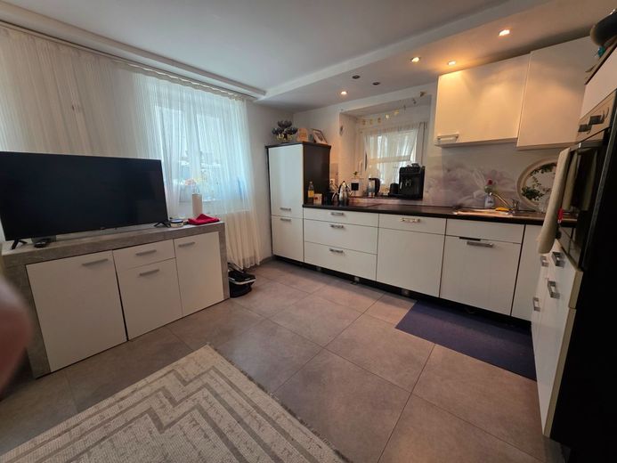 Attraktives Angebot: 4-Zimmer-Haus mit Terrasse - Neumarkt-St. Veit – Küche