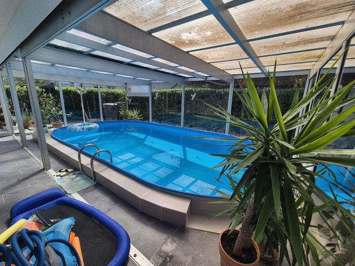 Pool im Wintergarten EG