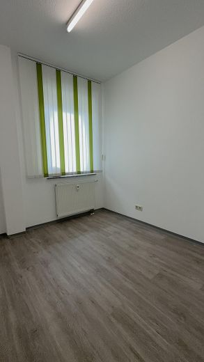 Купить или арендовать: кабинет, офис, юридическую контору в 78112 St.Georgen -безбарьерно в Ärztehaus – Photo 6