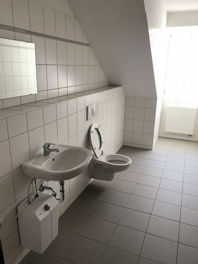 Приміщення з характером для практики, терапії або офісу в Арнштадті – Фотографія 8