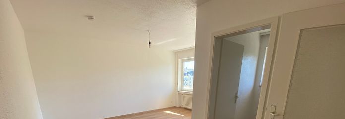 Wohn-/Eßzimmer, Küchenzugang