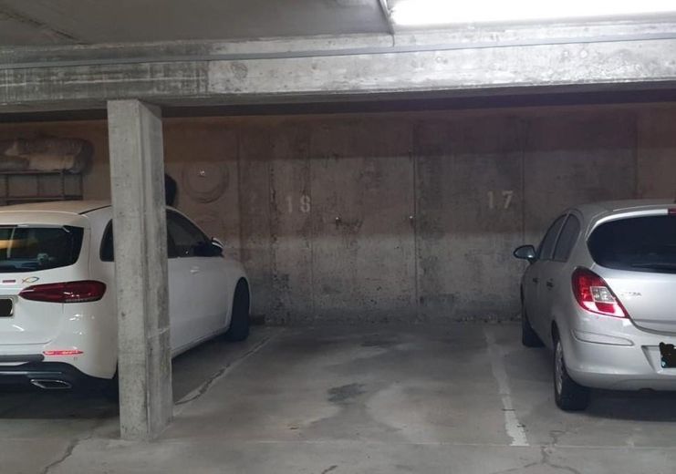 Tiefgaragenstellplatz