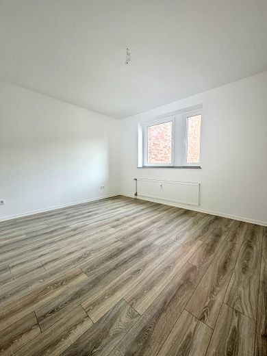 Düsseldorf Gerresheim 2-room apartment – top location directly by the forest – Schlafzimmer