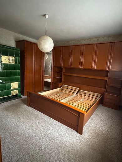 Gr. Einfamilienhaus in Wassernähe, Keller, Grün, 2 getrennte Wohnungen möglich. – Foto 19