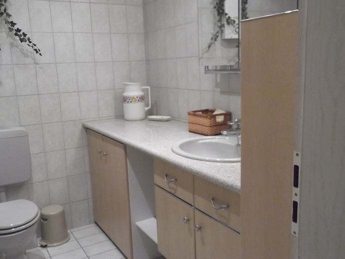 2-Zimmerwohnung mit Balkon, seperatem Keller, Garage in ruhiger Wohnlage im Süden von Kerpen-Buir – Foto 11