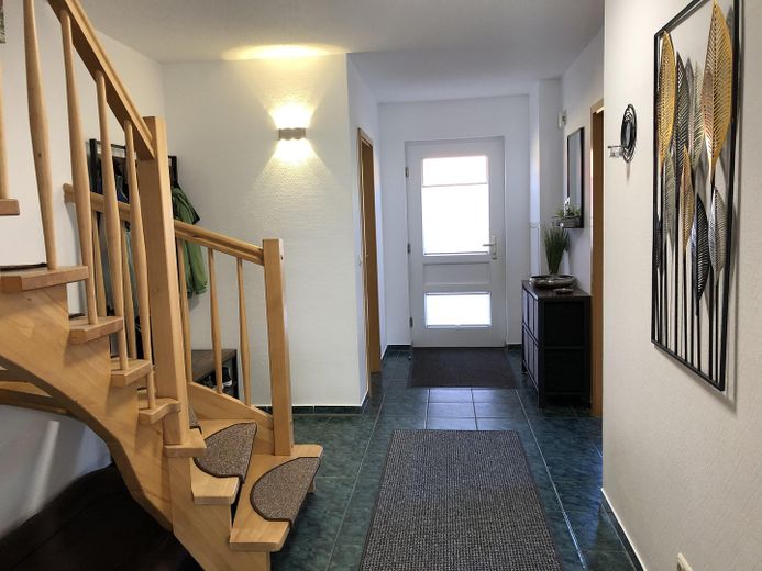 झील के किनारे शांत आवास: 17111 Sommersdorf में बगीचे वाला सुंदर पंक्ति-घर – Flur