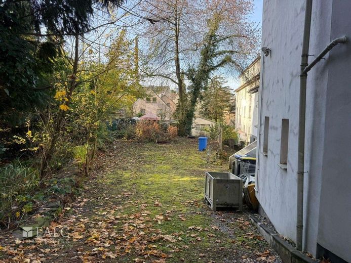 Wohn- und Geschäftshaus in zentraler Lage – Bild 12