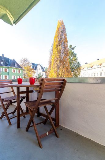 Sonderpreis, Alles inklusive: voll eingerichtete 2-Zi-Whg mit schickem Bad/Balkon – फोटो 2