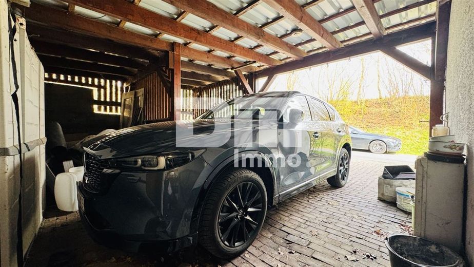 (R)eserviert! Einfamilienhaus am Ortsrand mit großem Grundstück, Carport – Carport / 2x Lagerfläche