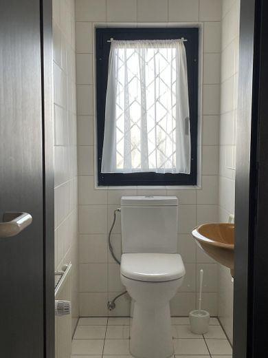 Villetta a schiera centrale ben tenuta con garage in posizione privilegiata – Gäste-WC
