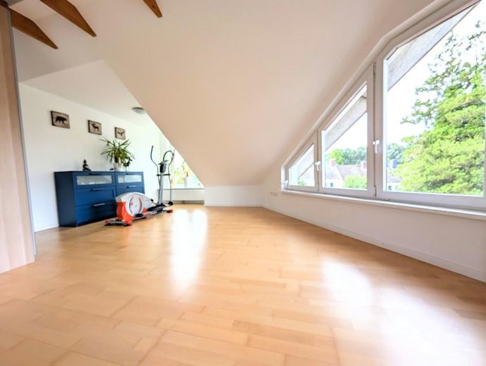 Casa di testa individuale di architetto con 4 locali a Schenefeld – Studio