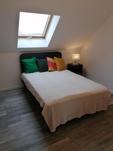 NIET GESCHIKT VOOR GEZINNEN! WG-kamer op toplocatie nabij Keulen in het centrum van Leverkusen-Opladen, eerste bewoning – Foto 10