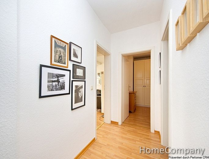 Ankommen, wohlfühlen! Geschmackvoll eingerichtete 2-Zimmer-Wohnung Nähe Uniklinik in Düsseldorf Bilk – 1d42d8a13fc1aeede5264b7bbf3fd8a774fa705f.jpg