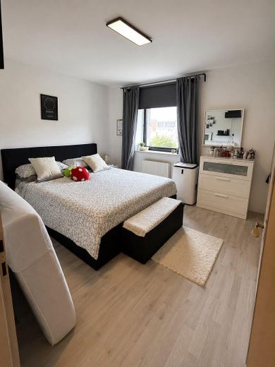 Sehr ruhige und schöne Wohnung – Schlafzimmer