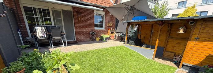 PROVISIONSFREI: Stillvolle 2-Zimmer-Erdgeschosswohnung mit Südterrasse und eigenem Garten – Garten
