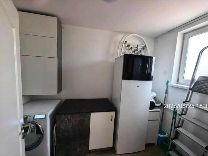 Moderne möblierte Neubau-Doppelhaushälfte mit Wärmepumpe, Fußbodenheizung – Foto 19