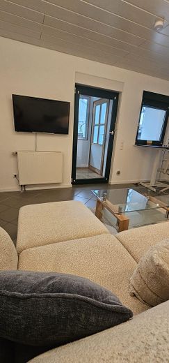 Fully furnished basement apartment top location – Foto 3