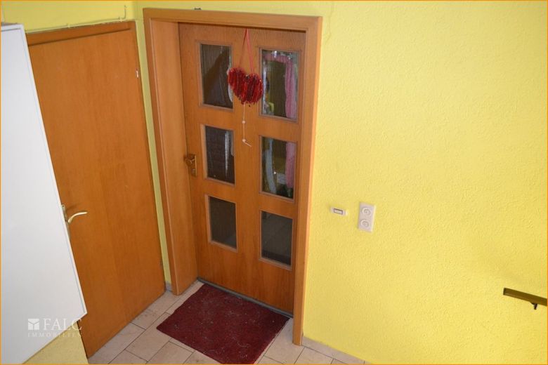 Zugang-Wohnung Nr.1