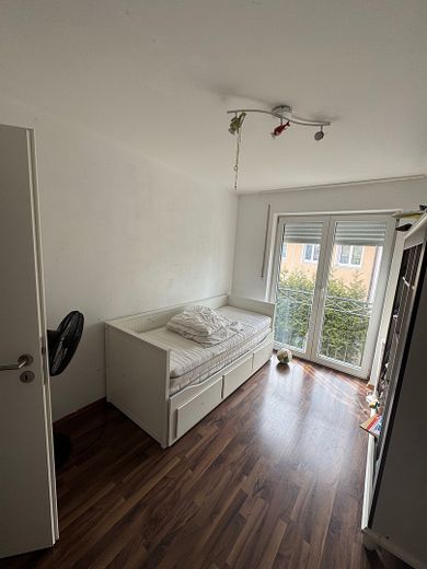 Modernes Reihenmittelhaus in Olching – S-Bahn fußläufig & energieeffizient – Foto 3