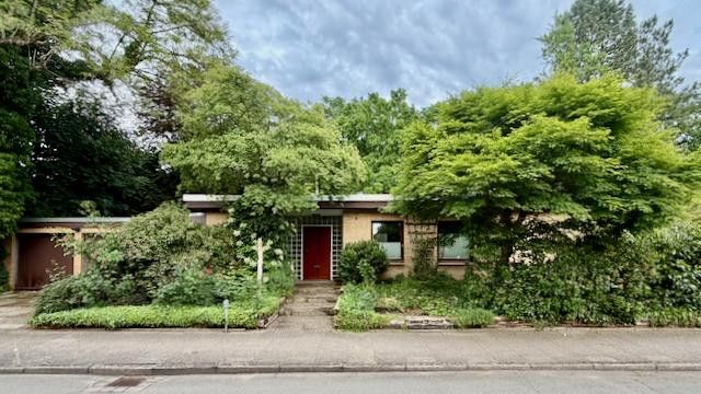 Rissen - Bungalow mit Entwicklungspotential  **courtagefrei** – Foto 1