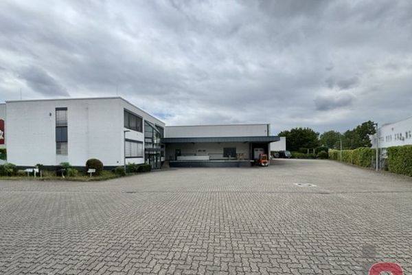 Premium-Gewerbeobjekt in Mhm.-Mallau – Top Bürogebäude mit Lagerhalle & Hochregallager auf 3666m²