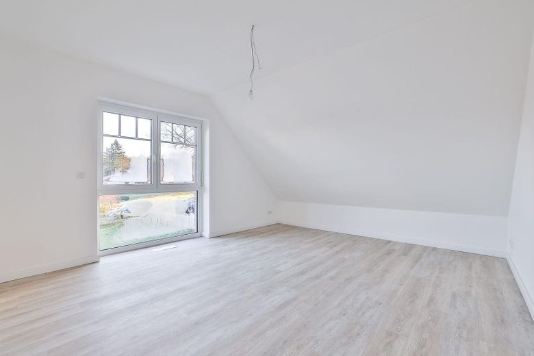 Neubau-Doppelhäuser in Scharbeutz-Klingberg – Traumlage am See, nur wenige Minuten zur Ostsee! – Zimmer 3 OG