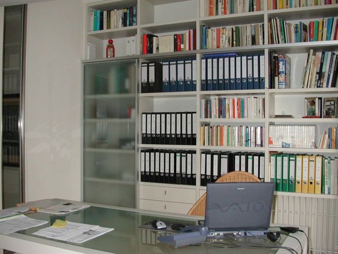 Zimmer mit Einbauschrank
