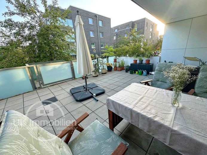 Terrassenliebhaber aufgepasst! Riedberg – XXL-Terrasse