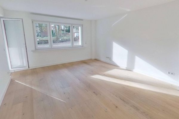 Helle 2-Zimmer-Wohnung mit Tageslichtbadezimmer und großem Balkon