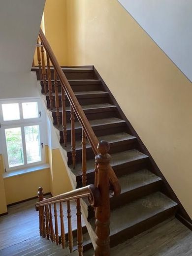Preiswerte 3-R-Wohnung in MD-Sudenburg im 1.OG ca.62m² mit BLK. zu vermieten. – Treppenhaus