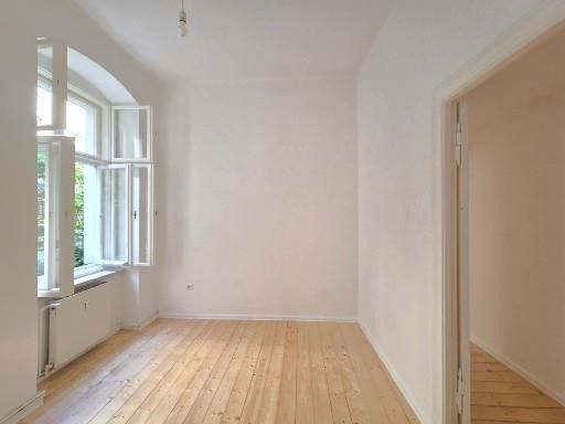 Provisionsfrei - gepflegte, helle Altbauwohnung in Nord-Neukölln – Schlafzimmer