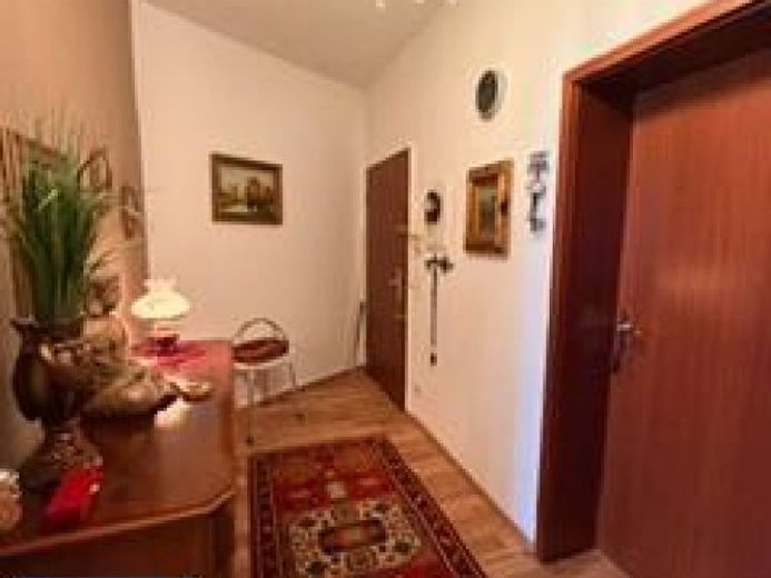 Property no.: 7326 - Cozy 2-room condominium with fitted kitchen, bathtub and storage room on the 2nd floor in Plauen – Photo 1