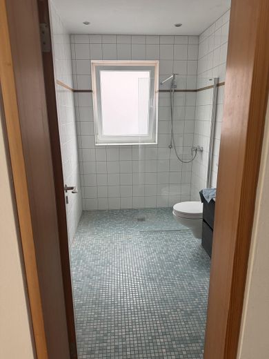 Charmante und lichtdurchflutete Maisonette-Wohnung im begehrten Auenviertel in Köln-Rodenkirchen – Foto 6
