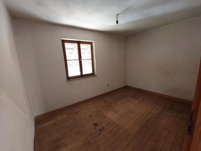 Ehemaliger Vierseitenhof mit Hufschmiede PROVISIONSFREI in Langenlonsheim zu verkaufen – Hufschmiede R3 7,80 m²