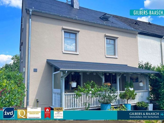 Detzem: Umfangreich saniertes Moselhaus mit Weinbergblick, Garten und Stellplätzen – Foto 1