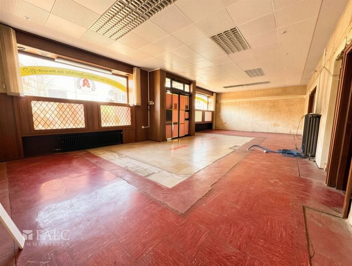 Zwei Chancen. Eine Adresse - attraktive Gewerbeeinheit mit separater Wohneinheit – Ladenlokal