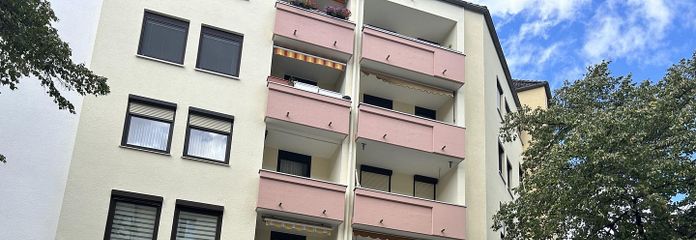 निजी विक्रेता से—2 कमरों का अपार्टमेंट, 65 m² बालकनी के साथ—रहने या निवेश के लिए