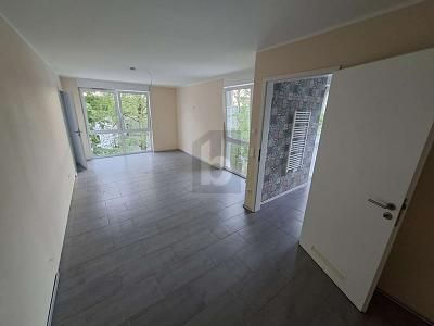 ELEGANT WOHNEN MIT RHEINBLICK – 1782314791_e94e2b9.jpg
