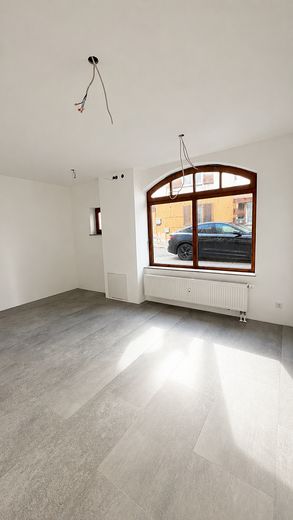 كل شيء جديد، كل شيء عالي الجودة: سكن أول بعد تجديد كامل في البلدة القديمة لوالدنبوخ – Zimmer