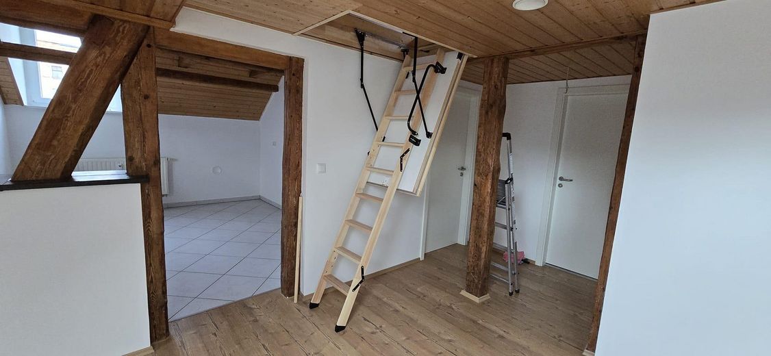 Zugang Dachboden