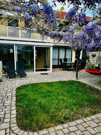 Casa unifamiliare ben tenuta in posizione periferica a Ludwigshafen Ruchheim – Garten 