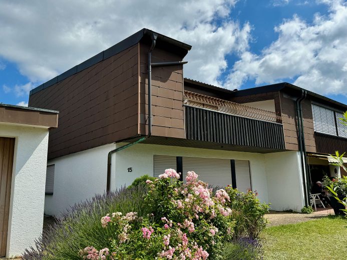Haus in bester Südlage mit unverbaubarem Ausblick – Ansicht Südseite