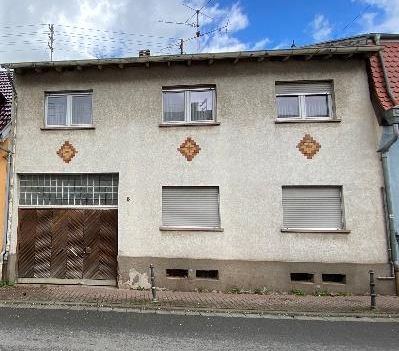 Großes Grundstück, Haus und Scheuer mit Ausbaupotential – Ansicht